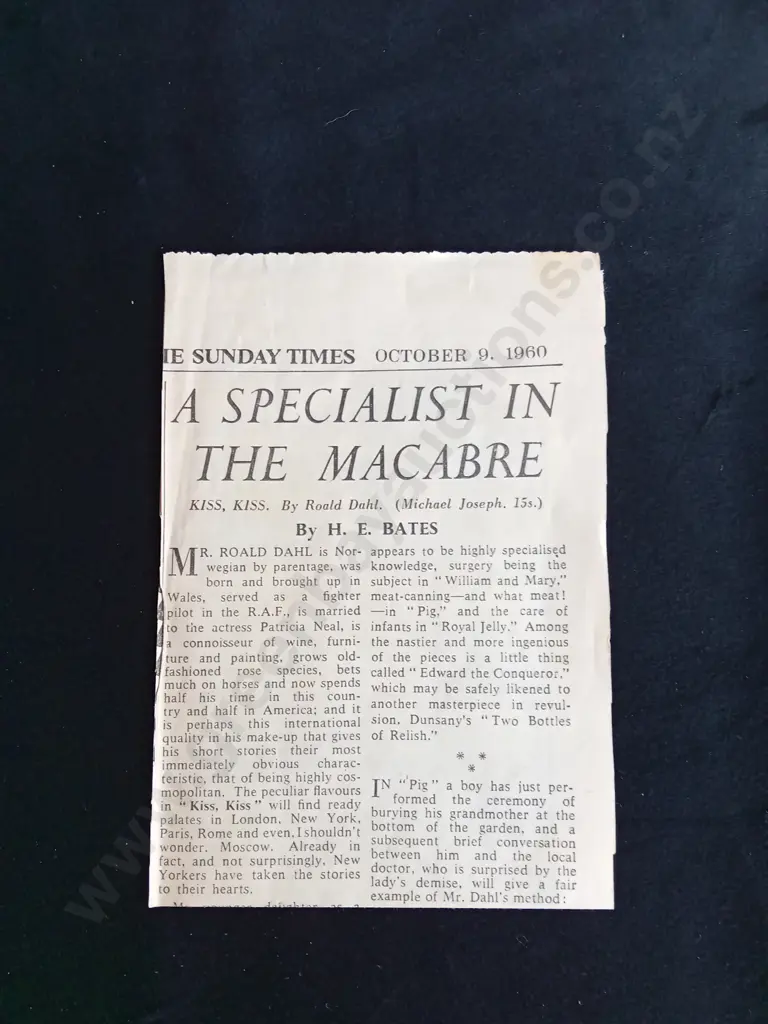 FIRST EDITION ROALD DAHL KISS KISS Image 1++