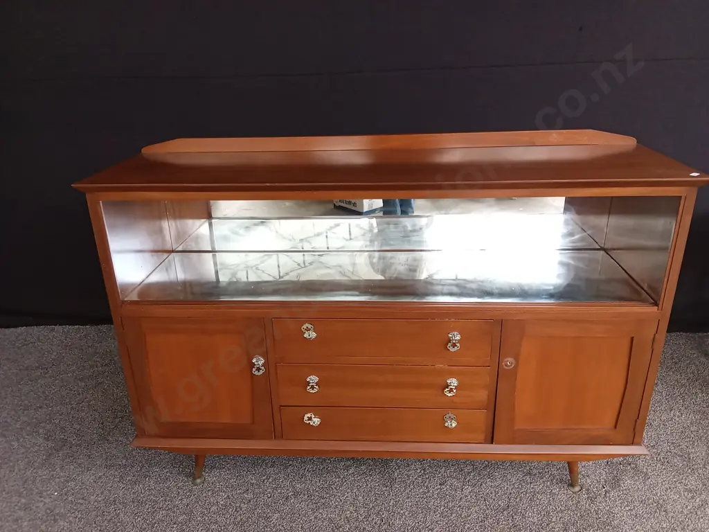 MAHOGANY AND RIMU DISPLAY CABINET WITH DRAWERS ONE MISSING KNOB Image 1++