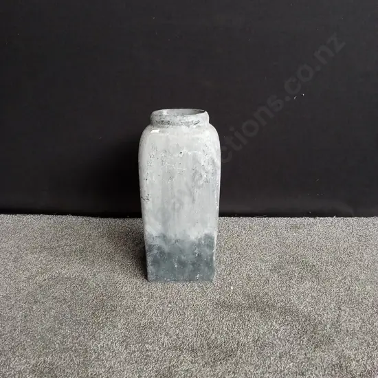 CONCRETE POT/VASE H52CM W24CM