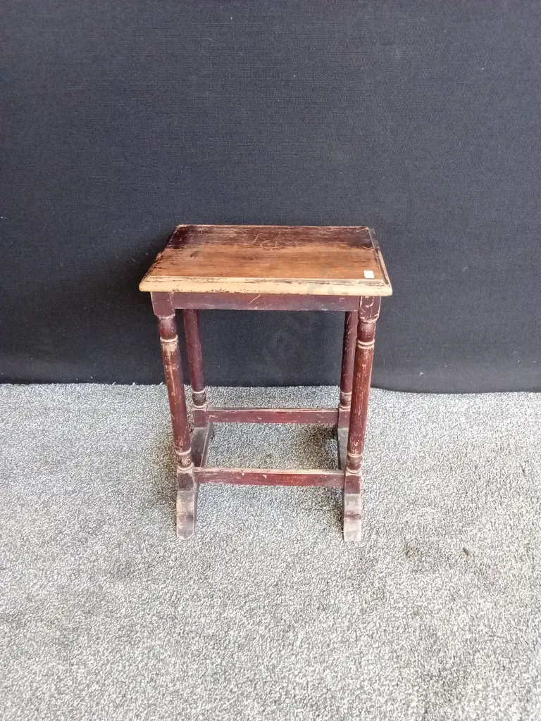 VINTAGE WOODEN SIDE TABLE L14CM H20CM D10CM Image 1++