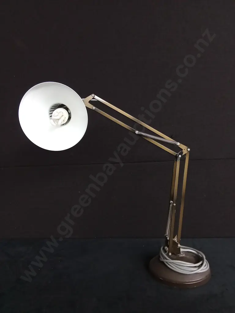 TABLE LAMP WORKING Image 1++