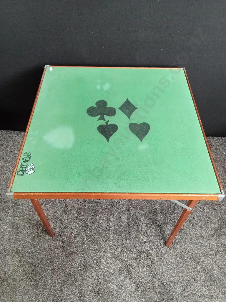 FOLDABLE CARDS TABLE Image 1++