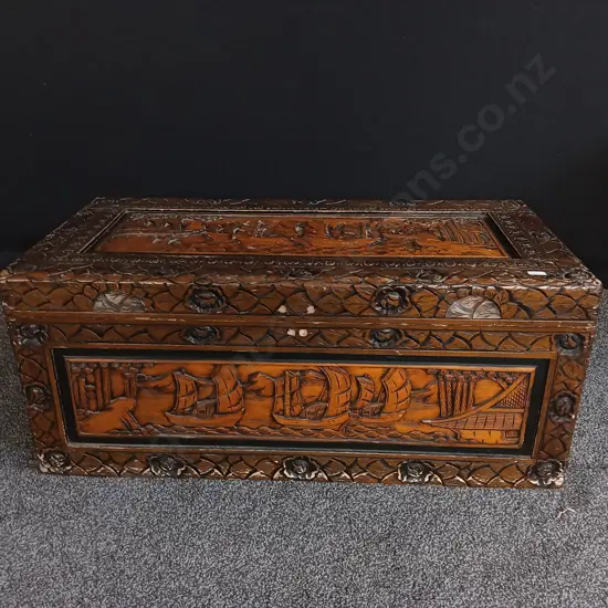 ANTIQUE CHINESE CARVED CAMPHOR WOOD CHEST L88CM D43CM H37CM