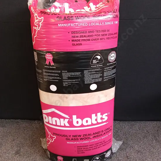 NEW BAIL OF PINK BATTS R2.8 WALL INSULATION