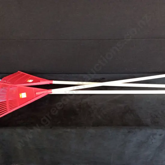 3 NUMBER 8 PLASTIC GRASS RAKES