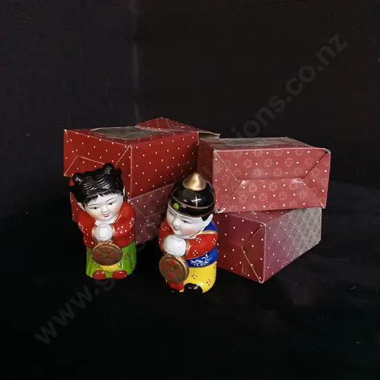 SET OF 4 CHINESE PORCELAIN FIGURES