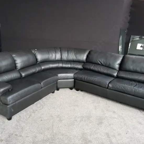 3 PIECE BLACK LEATHER COUCH