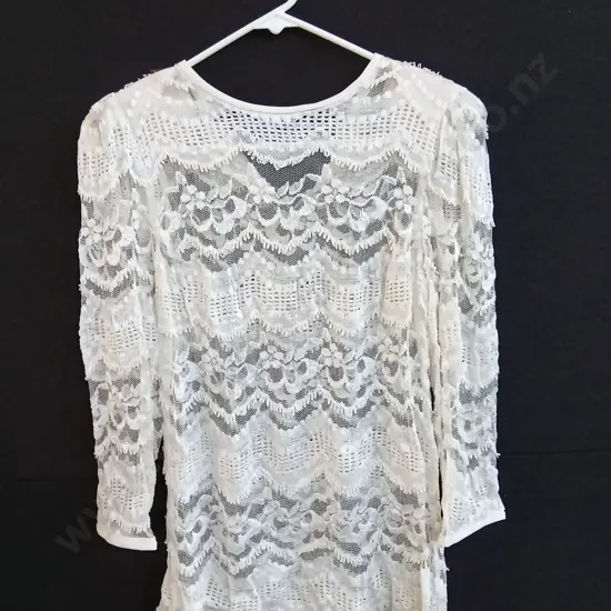 LACE TOP AND THE HAT FACTORY BIRDCAGE FACINATOR