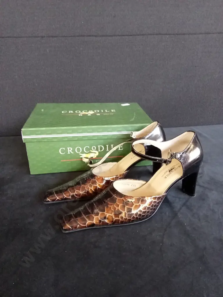 CROCODILE HEELS Image 1++