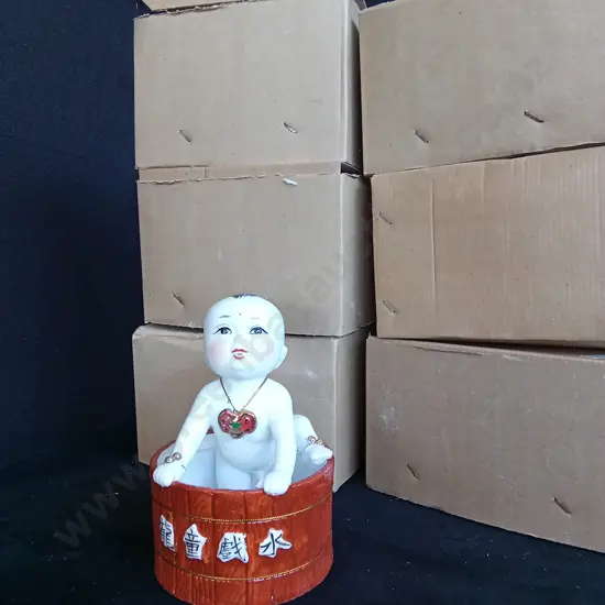 SET OF 6 CHINESE PORCELAIN FIGURES