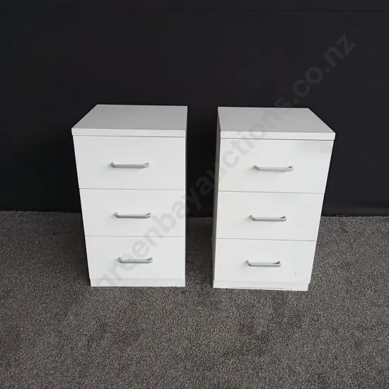 2 WHITE DRAWERS H70CM L40CM D40CM