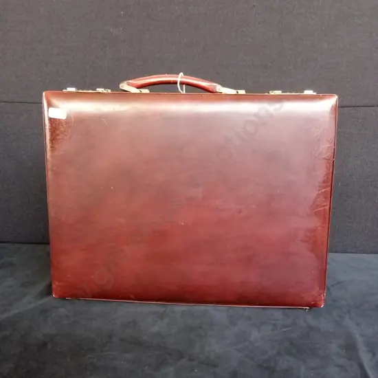 CORALLITE GENUINE LEGO BREIFCASE