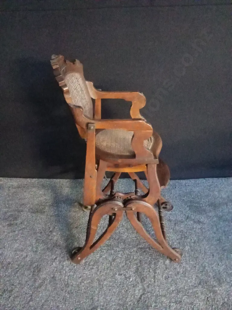 4 X VINTAGE / ANTIQUE CHILDS HIGH CHAIRS INCLUDING 3 WITH FOLDING LEGS Image 1++