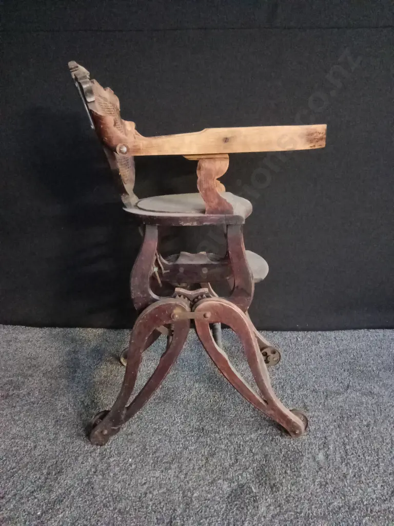 4 X VINTAGE / ANTIQUE CHILDS HIGH CHAIRS INCLUDING 3 WITH FOLDING LEGS Image 1++