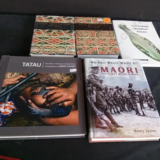 5 MAORI BOOKS
