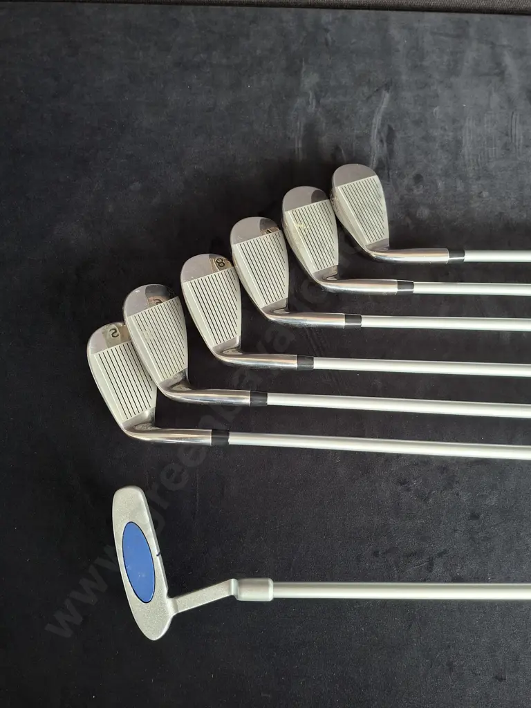 PGF "CHIC" LADIES RIGHT HANDED GOLF CLUB SET - GRAPHITE SHAFT IN BAG PLUS WOMENS GOLF SHOES Image 1++