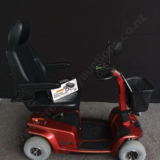 CELEBRITY X MOBILITY SCOOTER