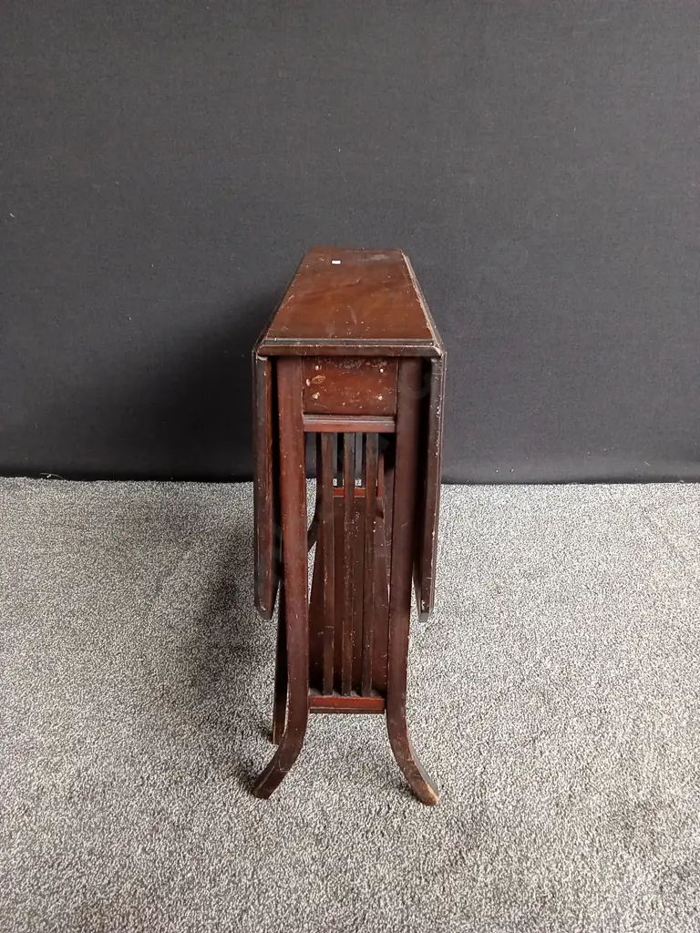 ANTIQUE FOLDABLE WOODEN DESK Image 1++