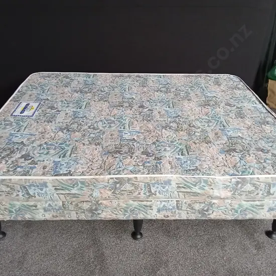 THE BED FACTORY BED BASE AND MATRESS L2M D1.56M H53CM