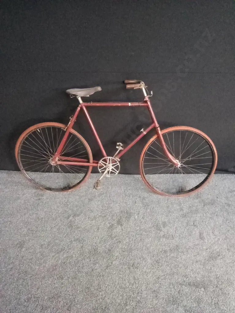 COLLECTION OF 5X VINTAGE PUSH BIKES SUIT DISPLAY / GAMES ROOM OR RESTORATION Image 1++