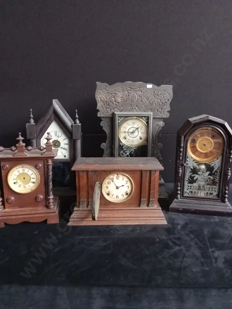 5 X WOODEN TABLE CLOCKS SUIT PARTS VARIOUS STYLES Image 1++