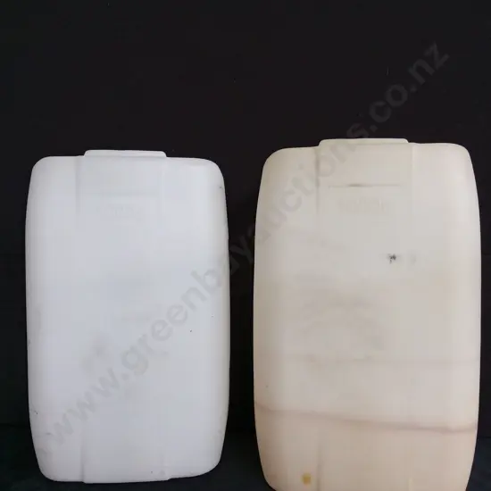 2 PLASTIC JERRY CANS