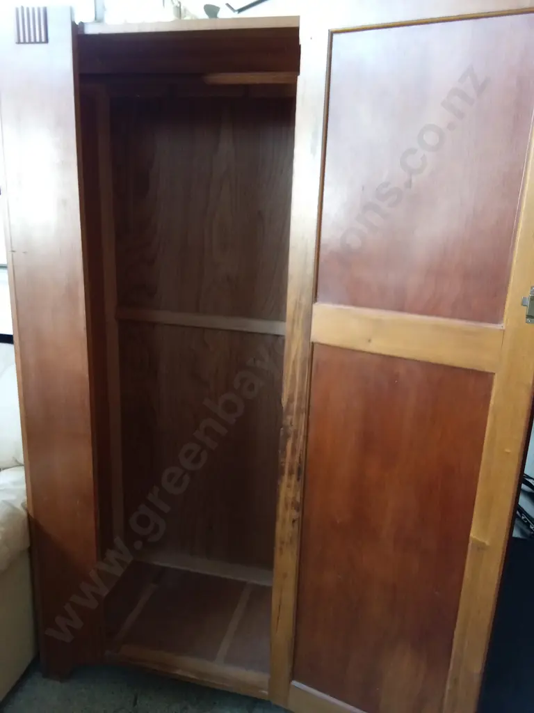 SOLID TIMBER WARDROBE WITH LOCK AND KEY H180CM L92.5CM D50CM (ONE DAMAGED FOOT) Image 1++