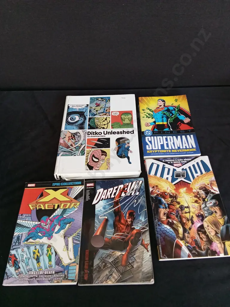 DITKO UNLEASHED AND 4 MARVEL AND DC COMICS Image 1++