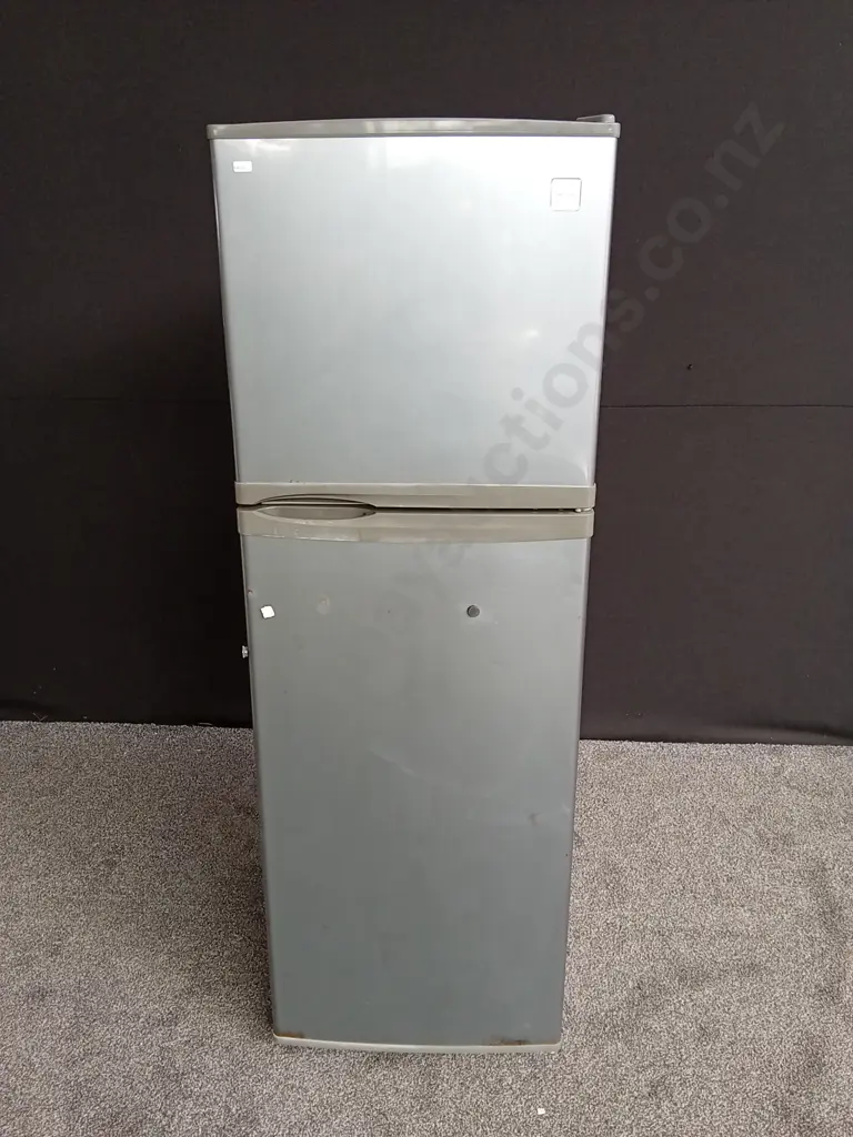 DAEWOO ELECTRONICS FRIDGE FREEZER Image 1++
