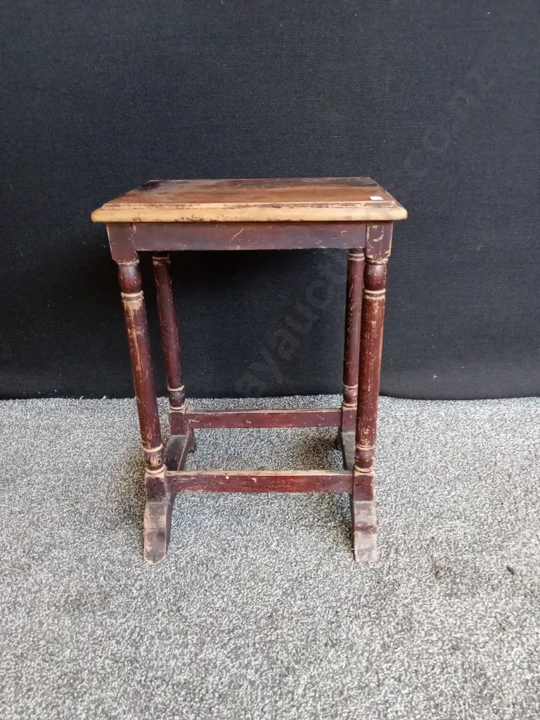 VINTAGE WOODEN SIDE TABLE L14CM H20CM D10CM Image 1++