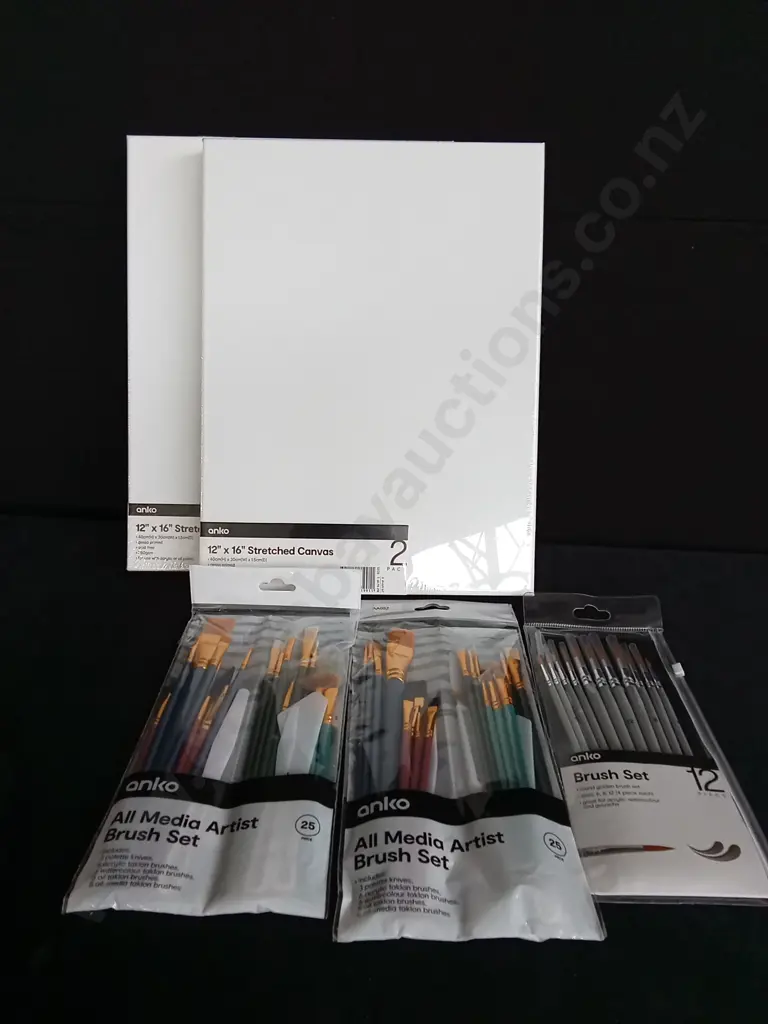 ANKO CANVASES AND BRUSHES Image 1++