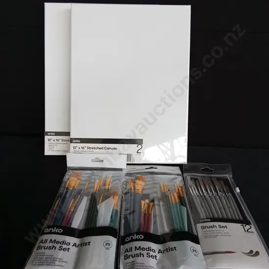 ANKO CANVASES AND BRUSHES