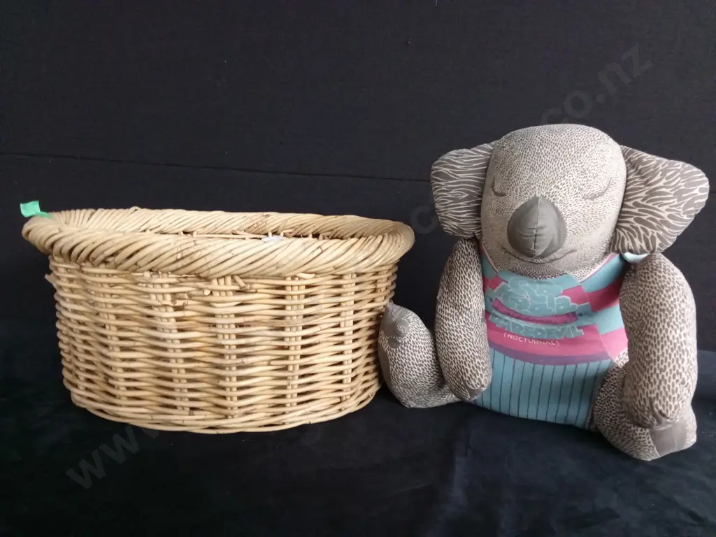 KOALA BEAR TEDDY AND WICKER BASKET Image 1++