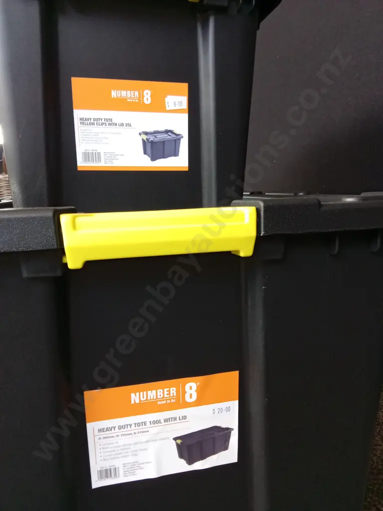 NUMBER 8 100L AND 25L HEAVY DUTY TOTES WITH LIDS Image 1++