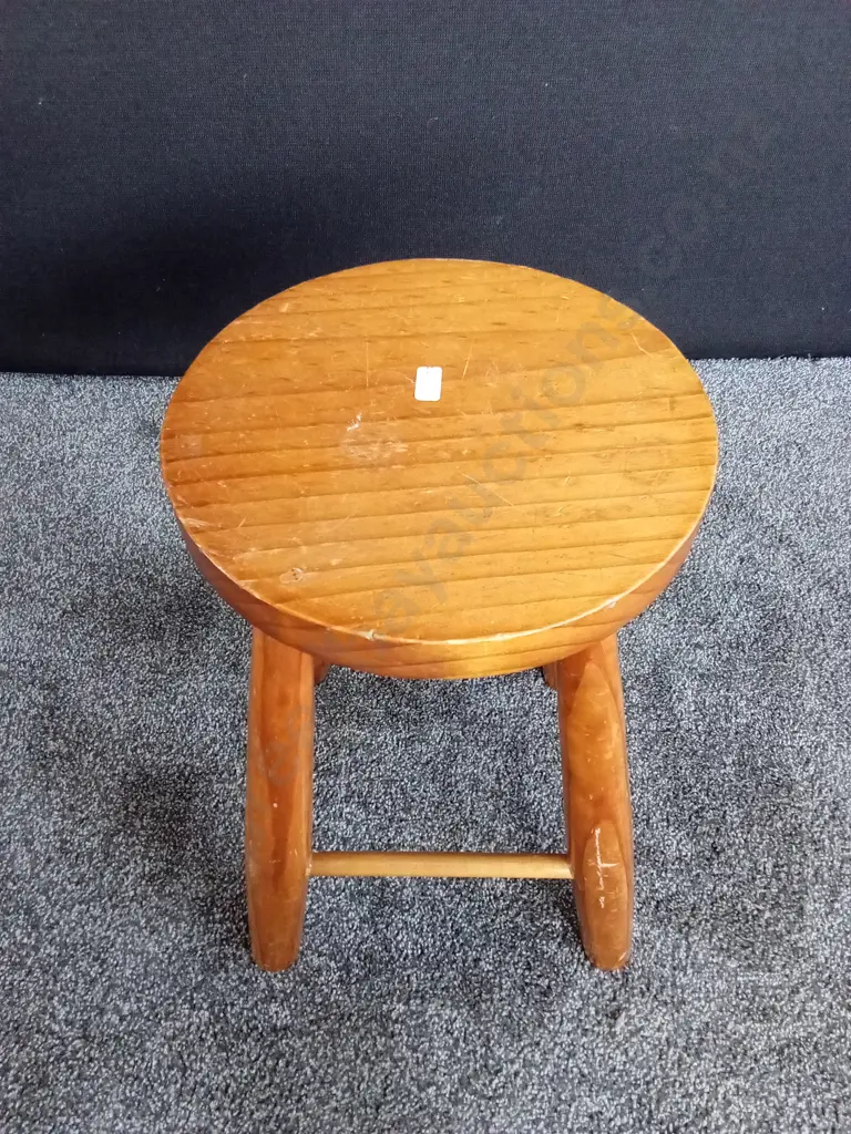 WOODEN STOOL Image 1++