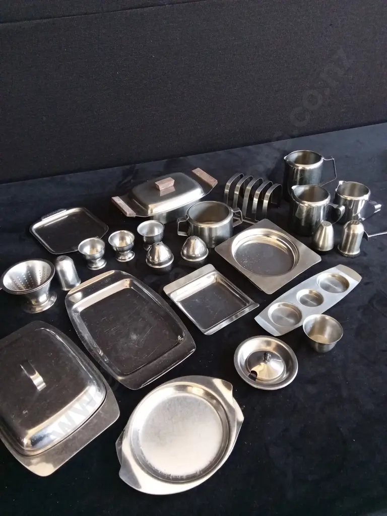 VINTAGE STAINLESS STEEL KITCHEN SET Image 1++