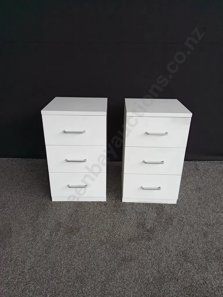2 WHITE DRAWERS H70CM L40CM D40CM Image 1++