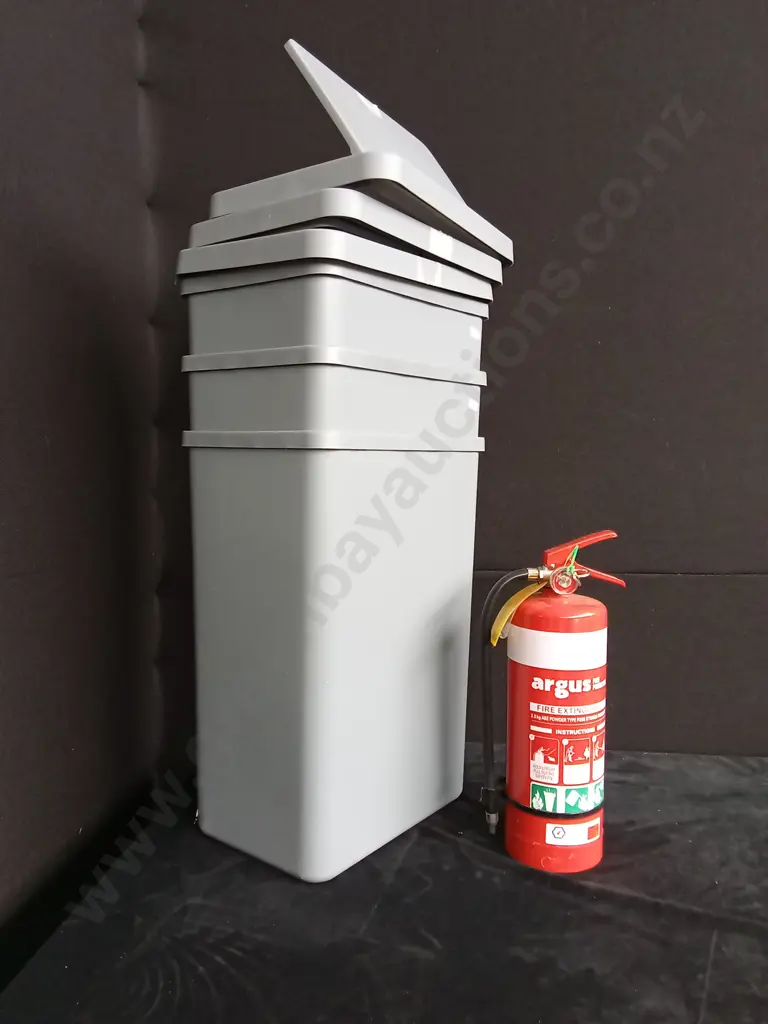 FIRE EXTINGUISHER AND THREE PLASTIC BINS Image 1++