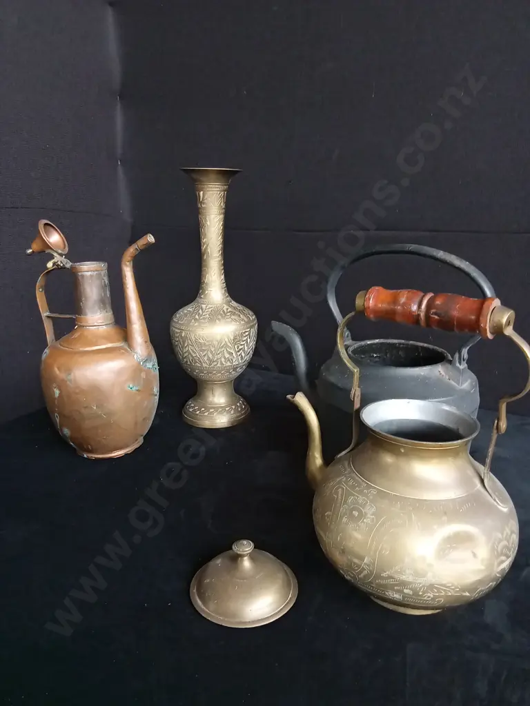 VASE AND THREE JUGS/POTS Image 1++