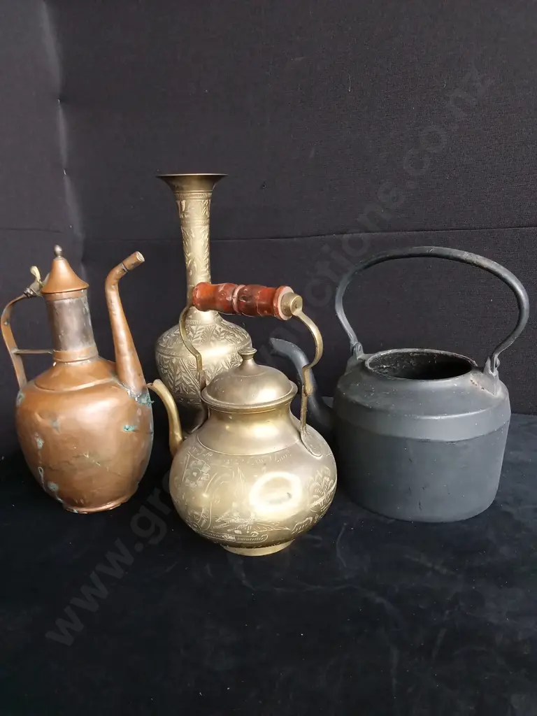 VASE AND THREE JUGS/POTS Image 1++