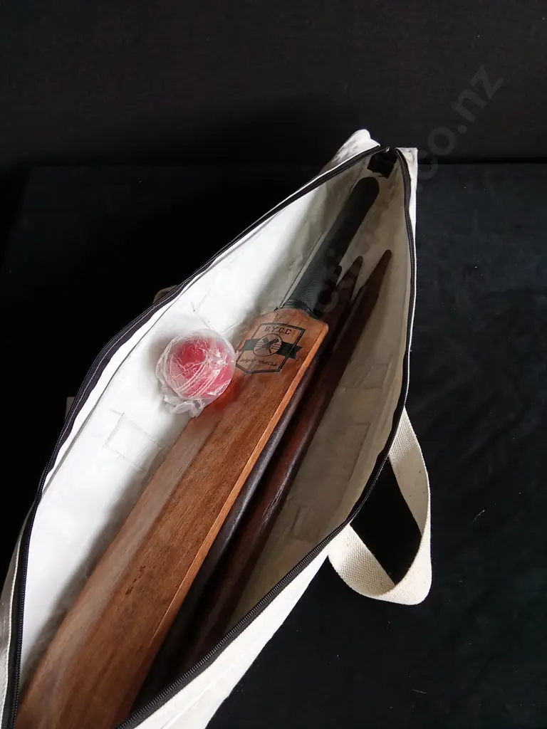 BARKERS BACKYARD CRICKET SET WOODEN Image 1++