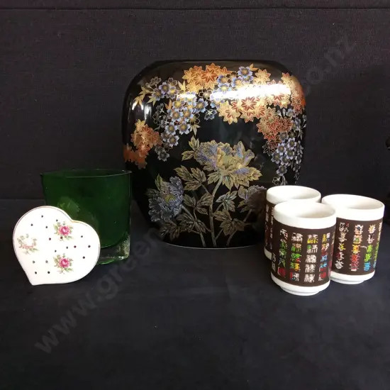 2 VASES SET OF 3 JAPANESE CUPS AND A HEART