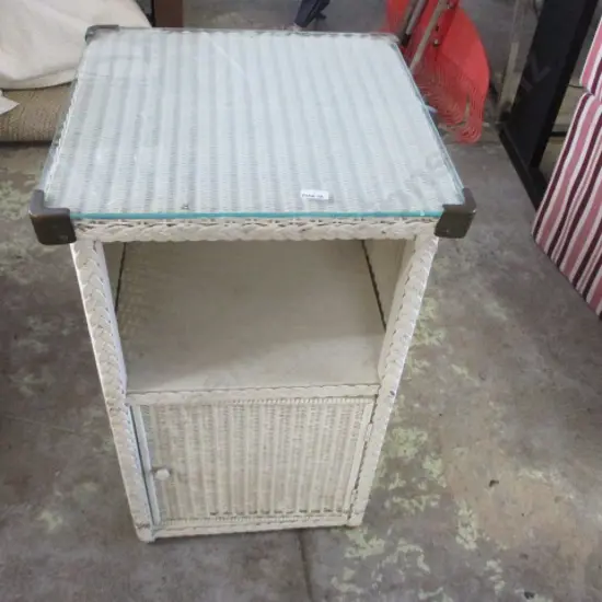 Lloyd Loom Bedside Cab