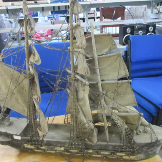Model Boat