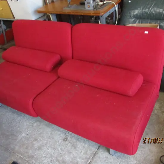 Adjustable Nood Settee