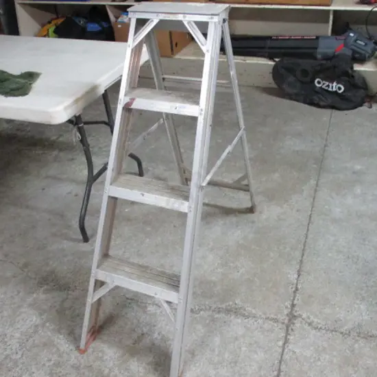 Ladder