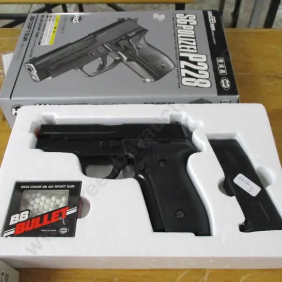 Airsoft Gun