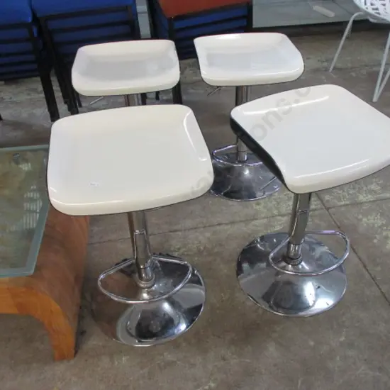 4 Stools