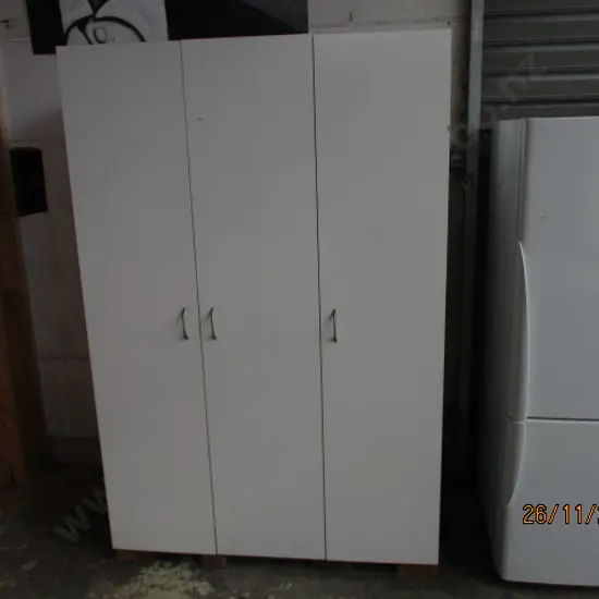 3 Door Cupboard