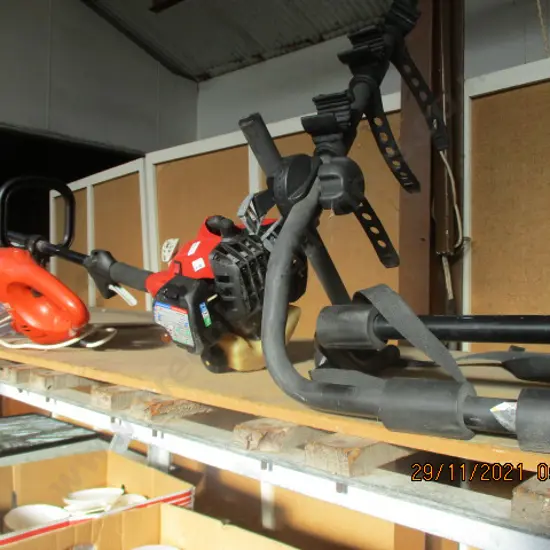 Weedeater & Hedgetrimmer